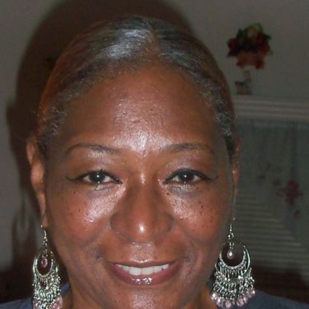 Meet your Posher, Sharon